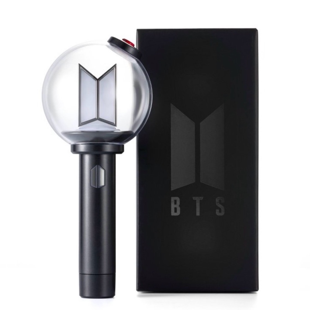 BTS /// Official Light Stick - Version 4 *New In Box* - Picture 1 of 7
